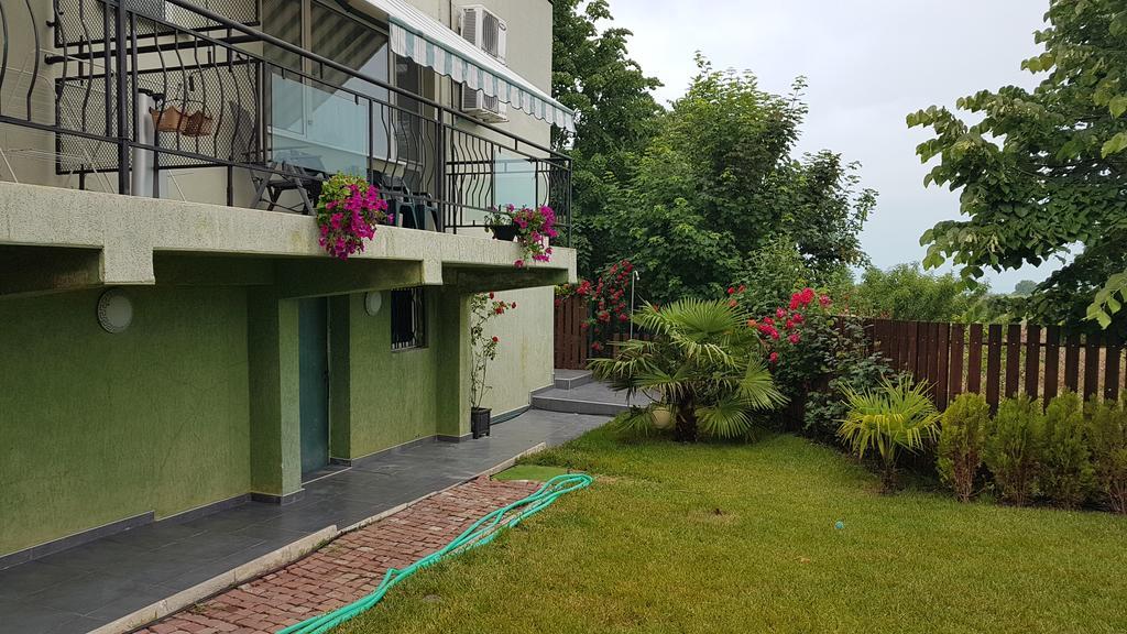 Aheloy Apartments Esterno foto